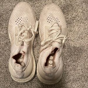 Adidas ultra boost size 8